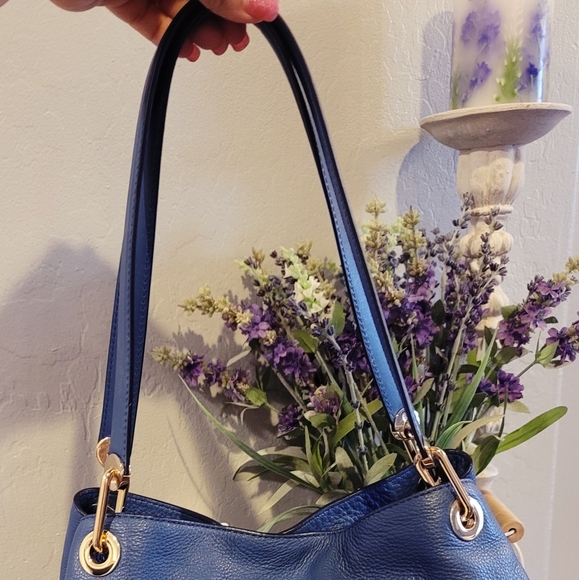 Michael Kors Handbag - Picture 3 of 13